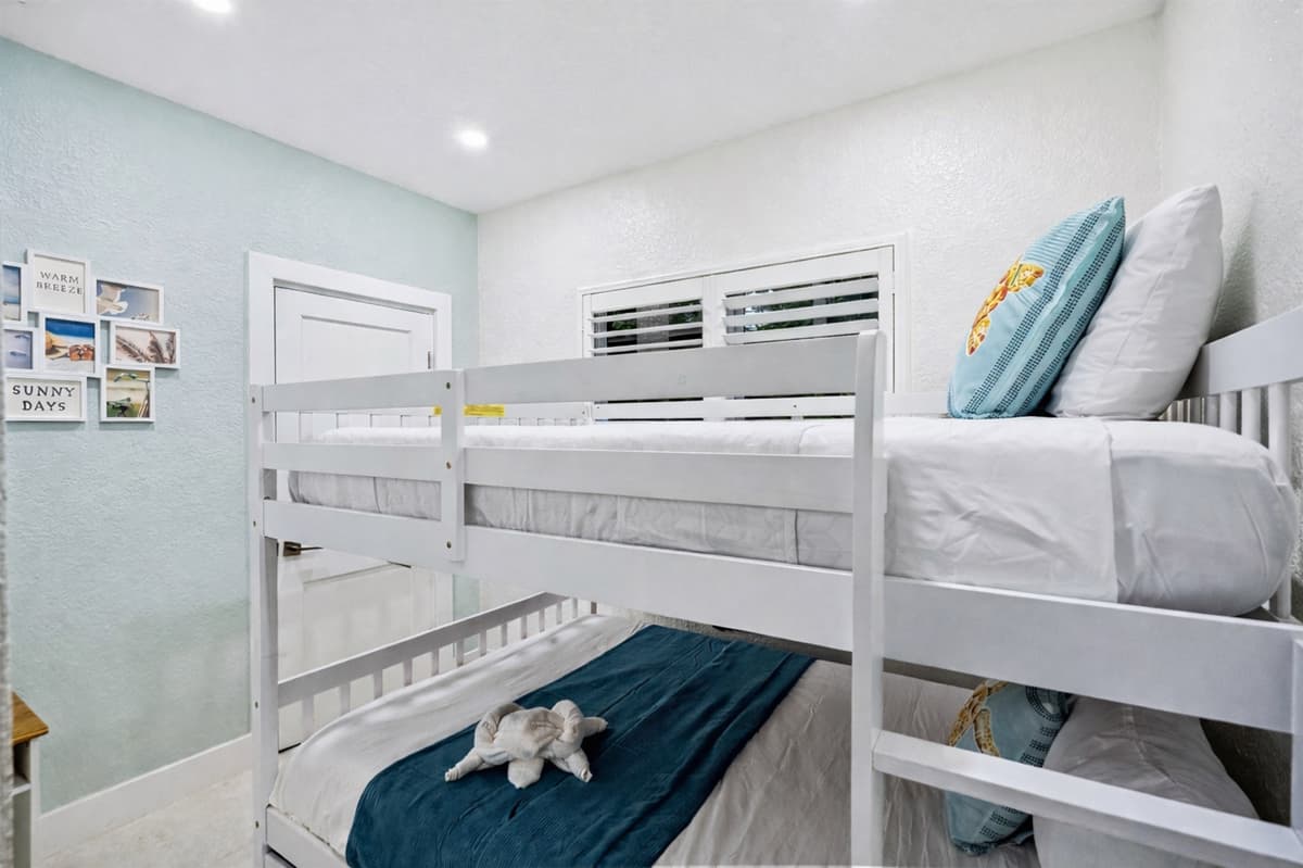 Two full beds, plenty of space to stretch out and recharge 🛏️